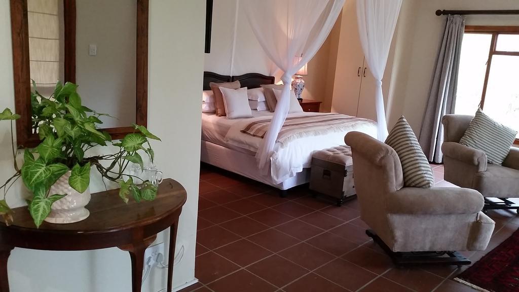 Umlambo River Lodge Kirkwood ภายนอก รูปภาพ