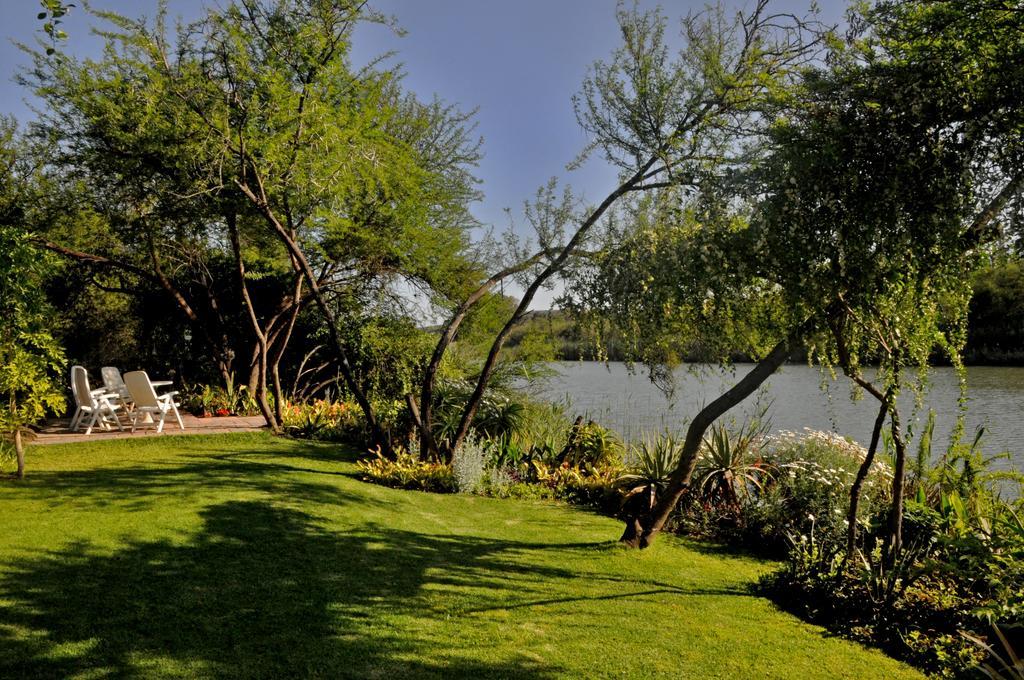 Umlambo River Lodge Kirkwood ภายนอก รูปภาพ