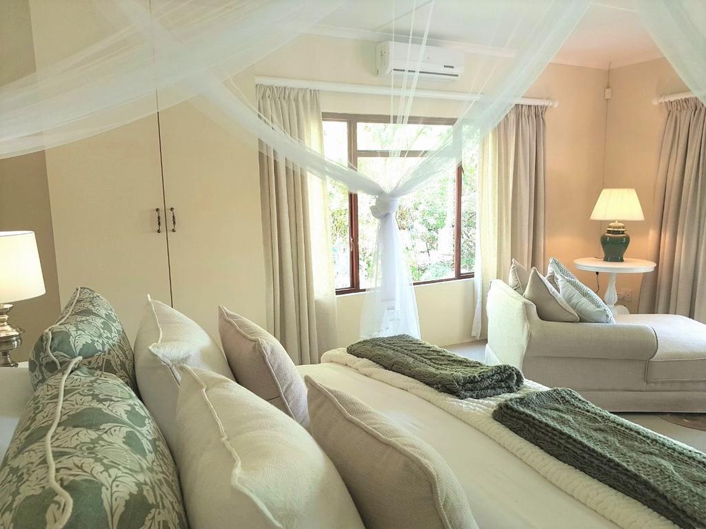 Umlambo River Lodge Kirkwood ภายนอก รูปภาพ