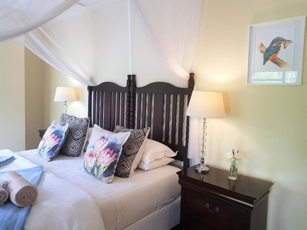 Umlambo River Lodge Kirkwood ภายนอก รูปภาพ