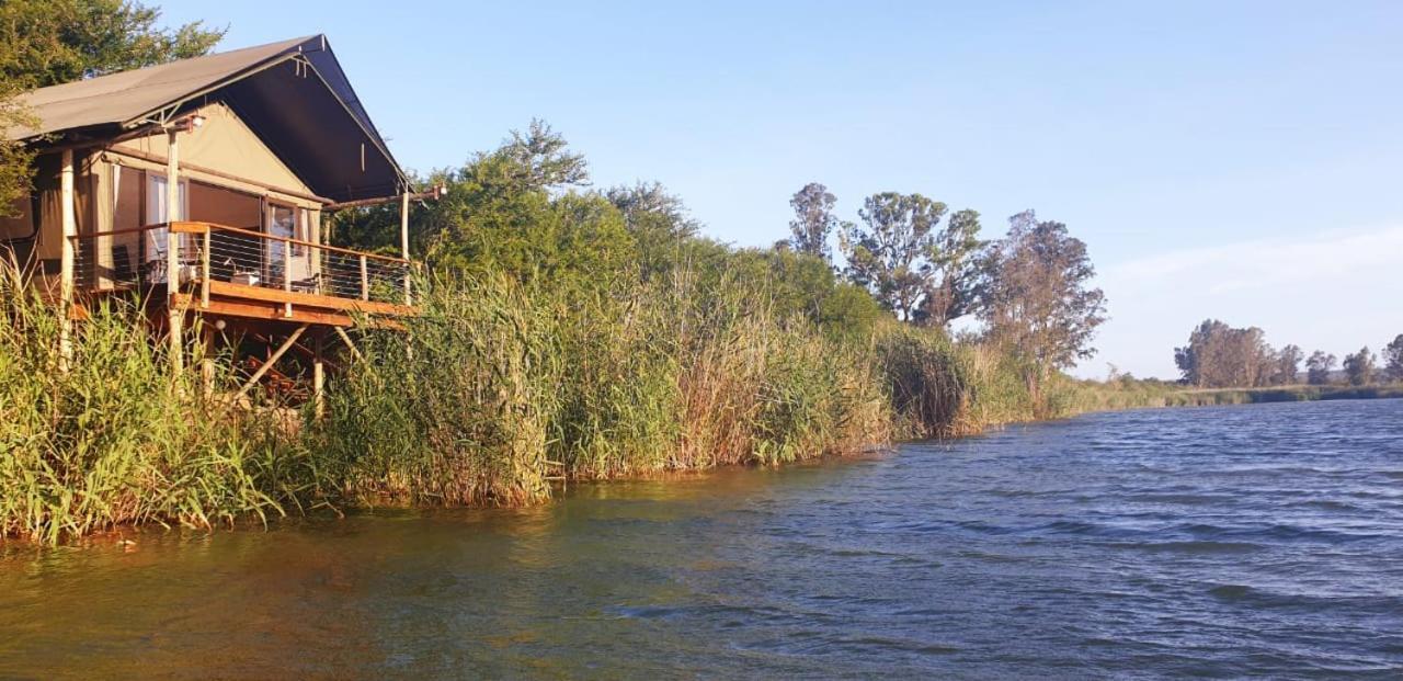 Umlambo River Lodge Kirkwood ภายนอก รูปภาพ